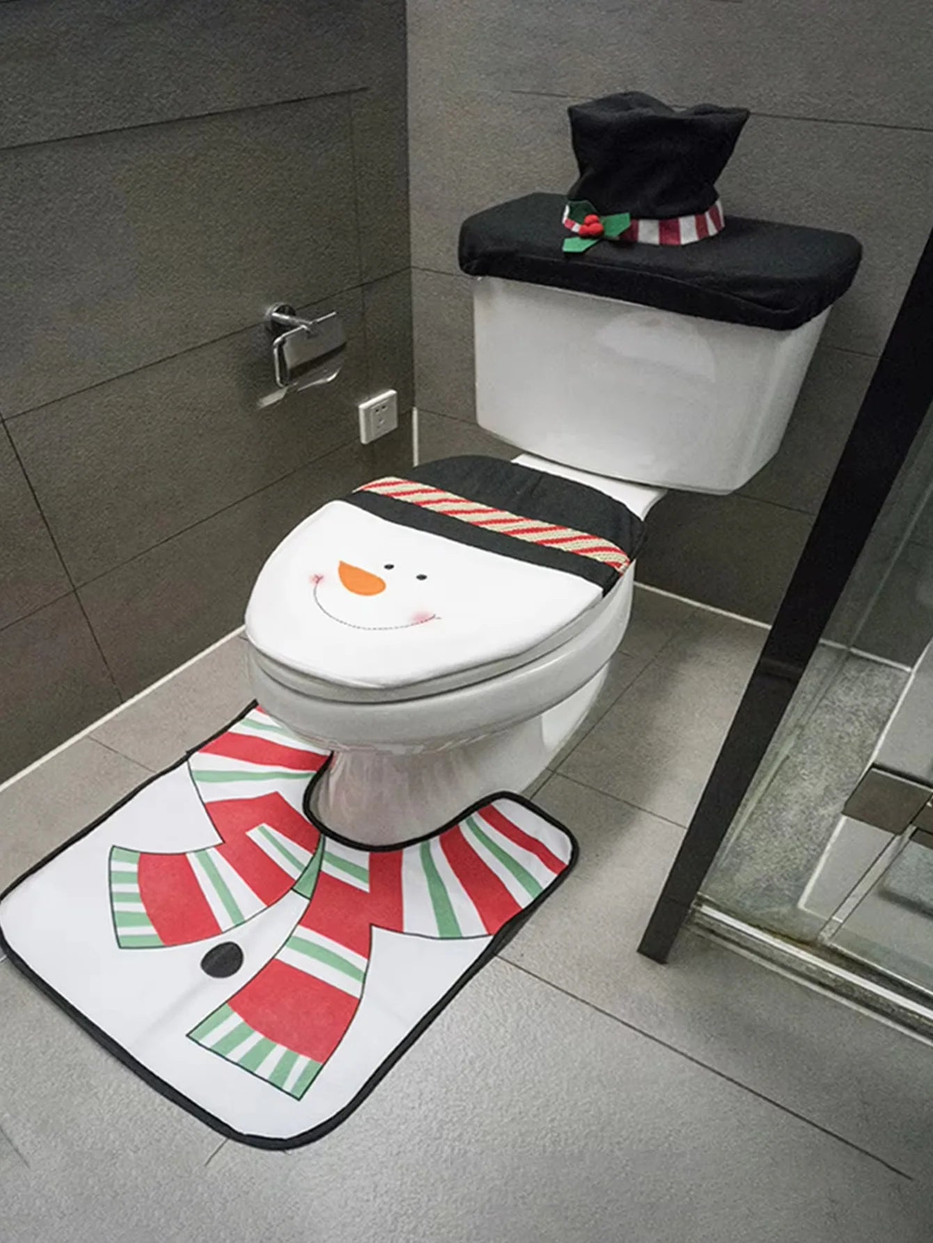 1set Christmas Dwarf Faceless Elderly Toilet Cover Cute Anti Slip and Easy to Clean Suitable for Christmas Home Bathroom Decor